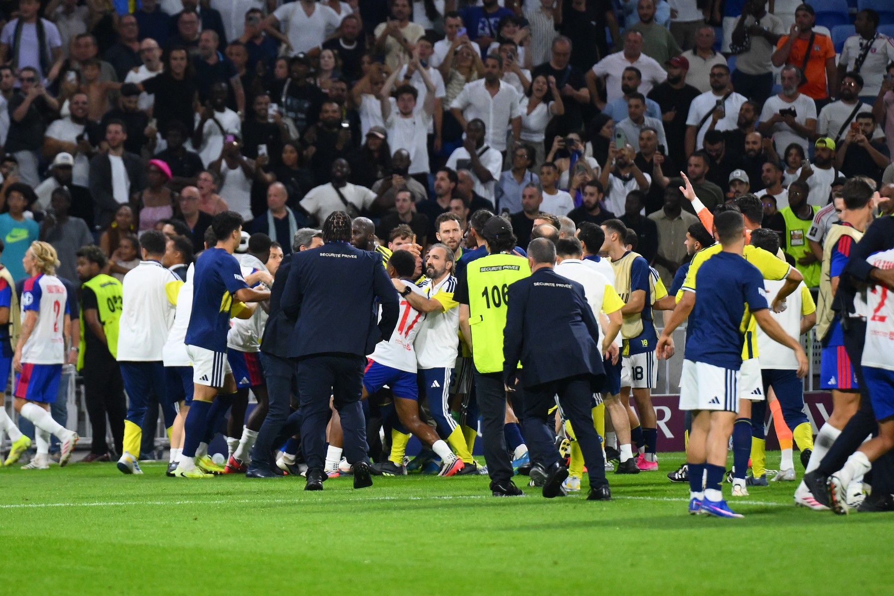 LYON, FRANCE - AUGUST 26: Tension arises between Fenerbahce players a