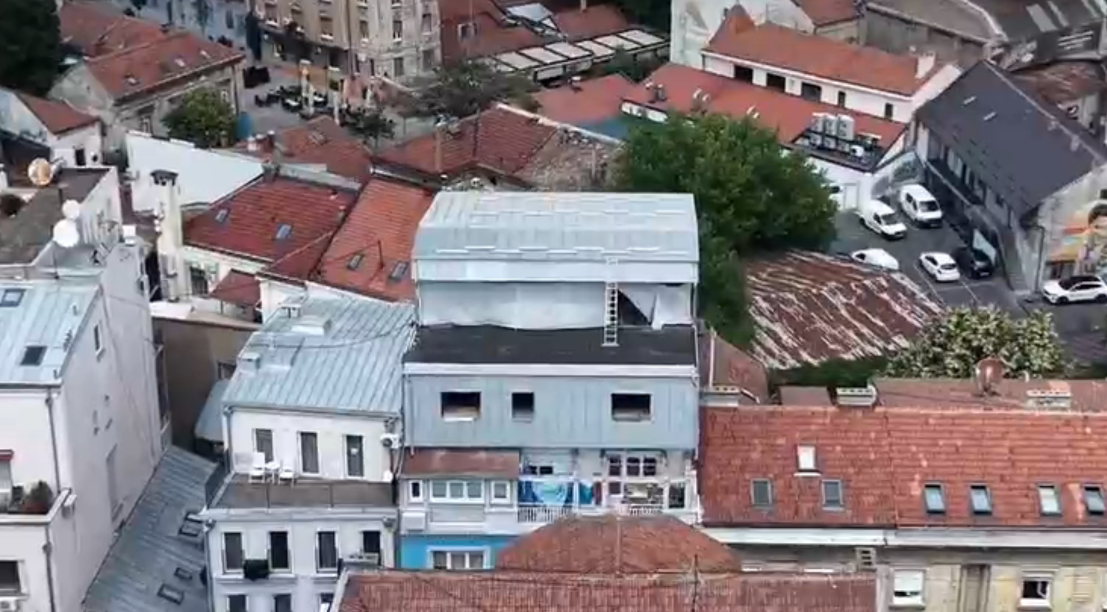 Dva sprata bez dozvole podignuta u Skadarliji