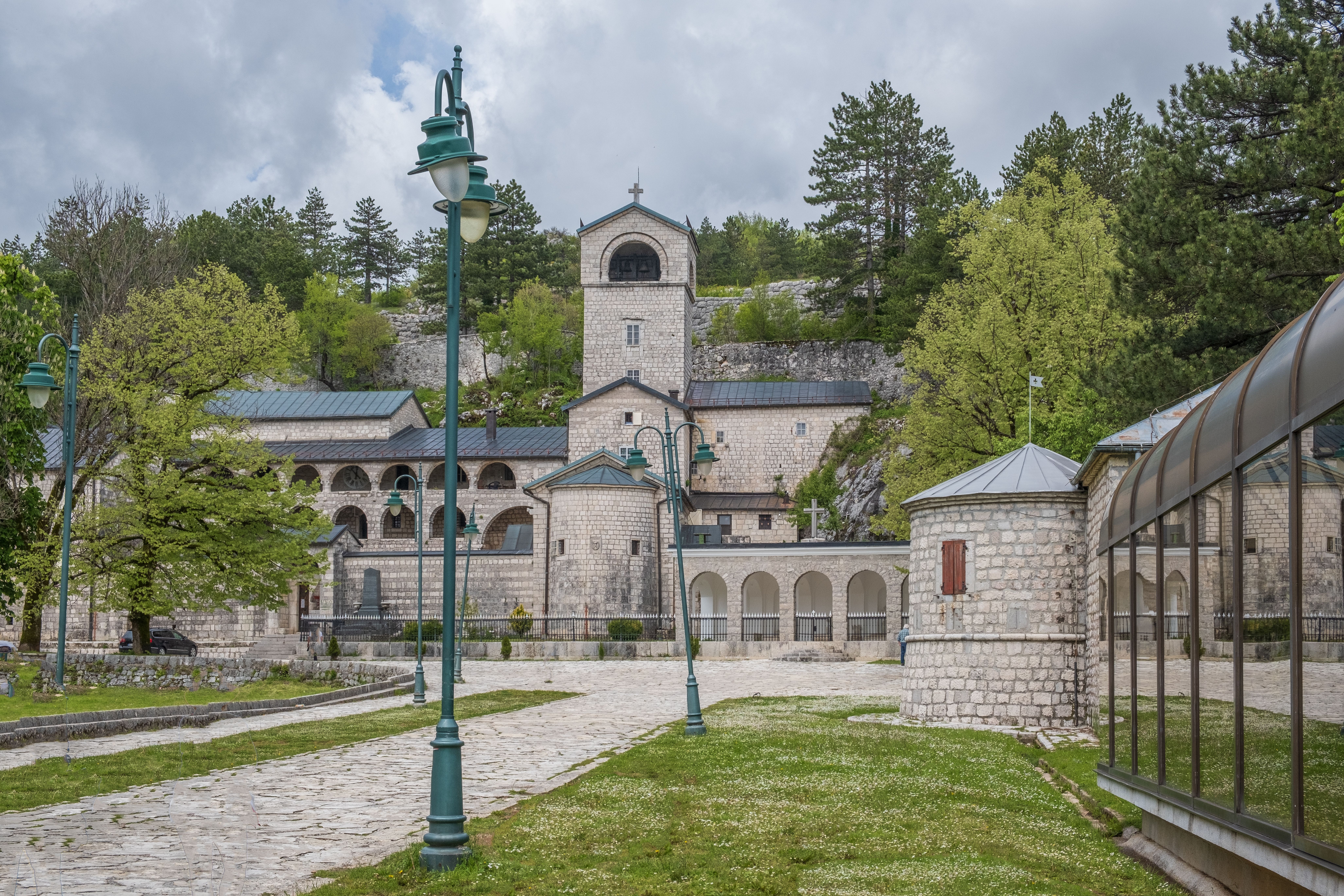 mitropolija crnogorsko- primorska shutterstock_2345423167.jpg