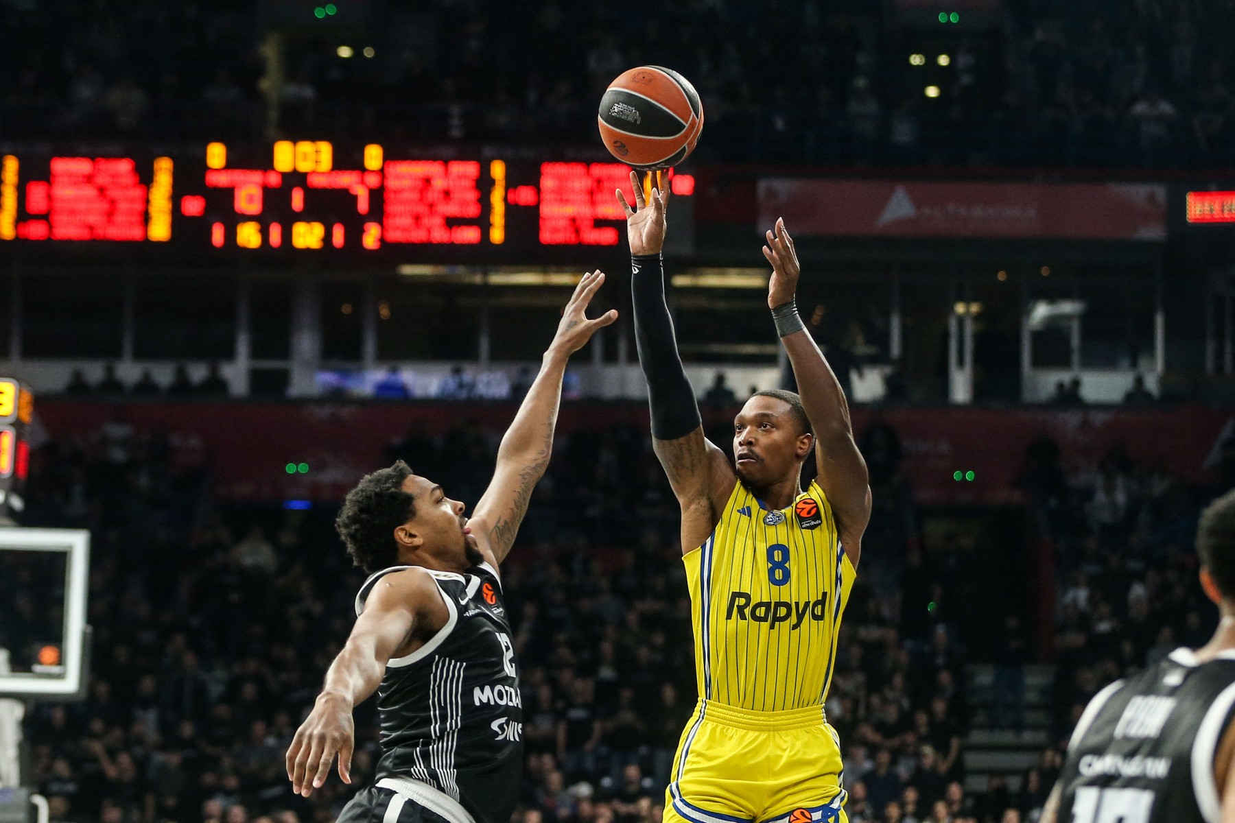 BELGRADE, SERBIA - DECEMBER 26: Lonnie Walker of Maccabi Tel Aviv in action a