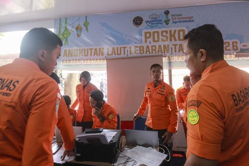 Operacija spasavanja sa prevrnutog trajekta u Indoneziji profimedia-1134097397