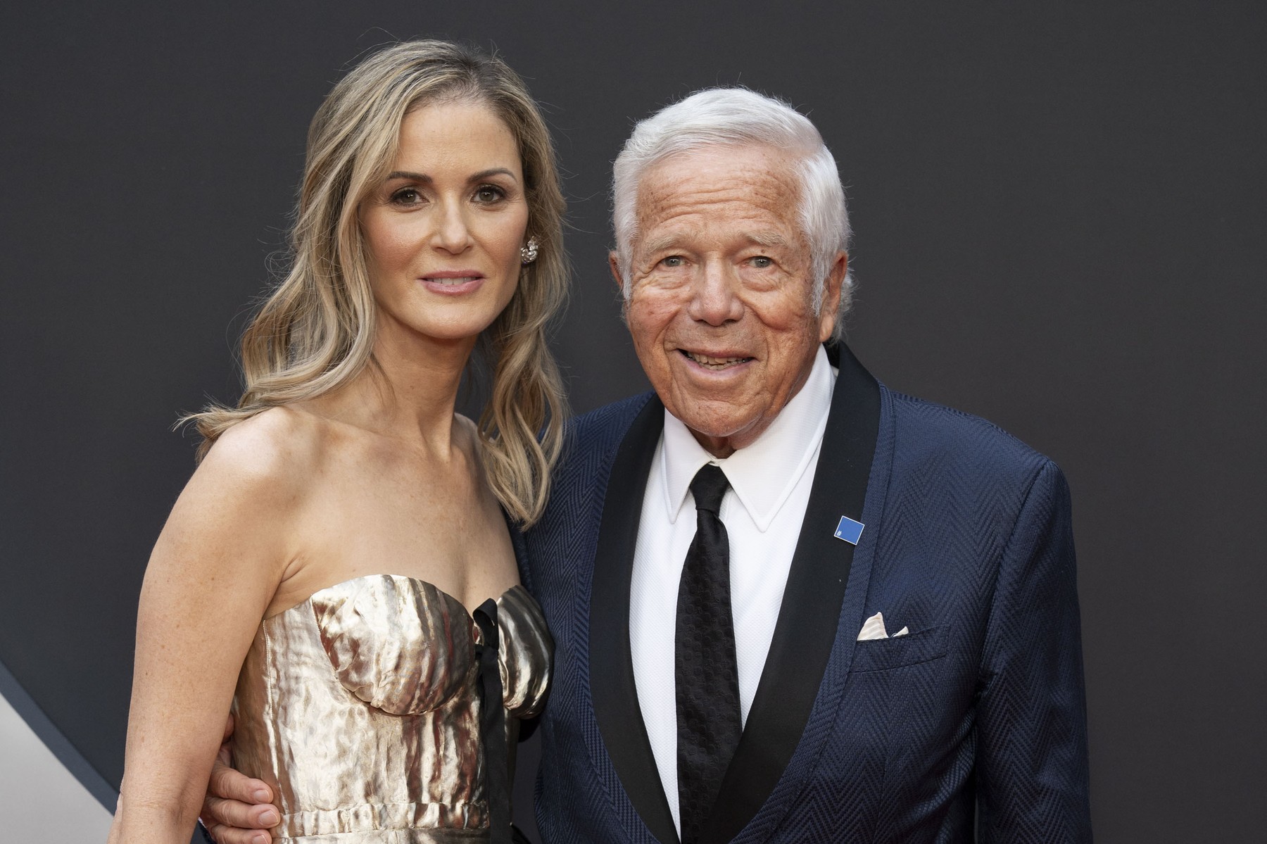 robert kraft sa ženom