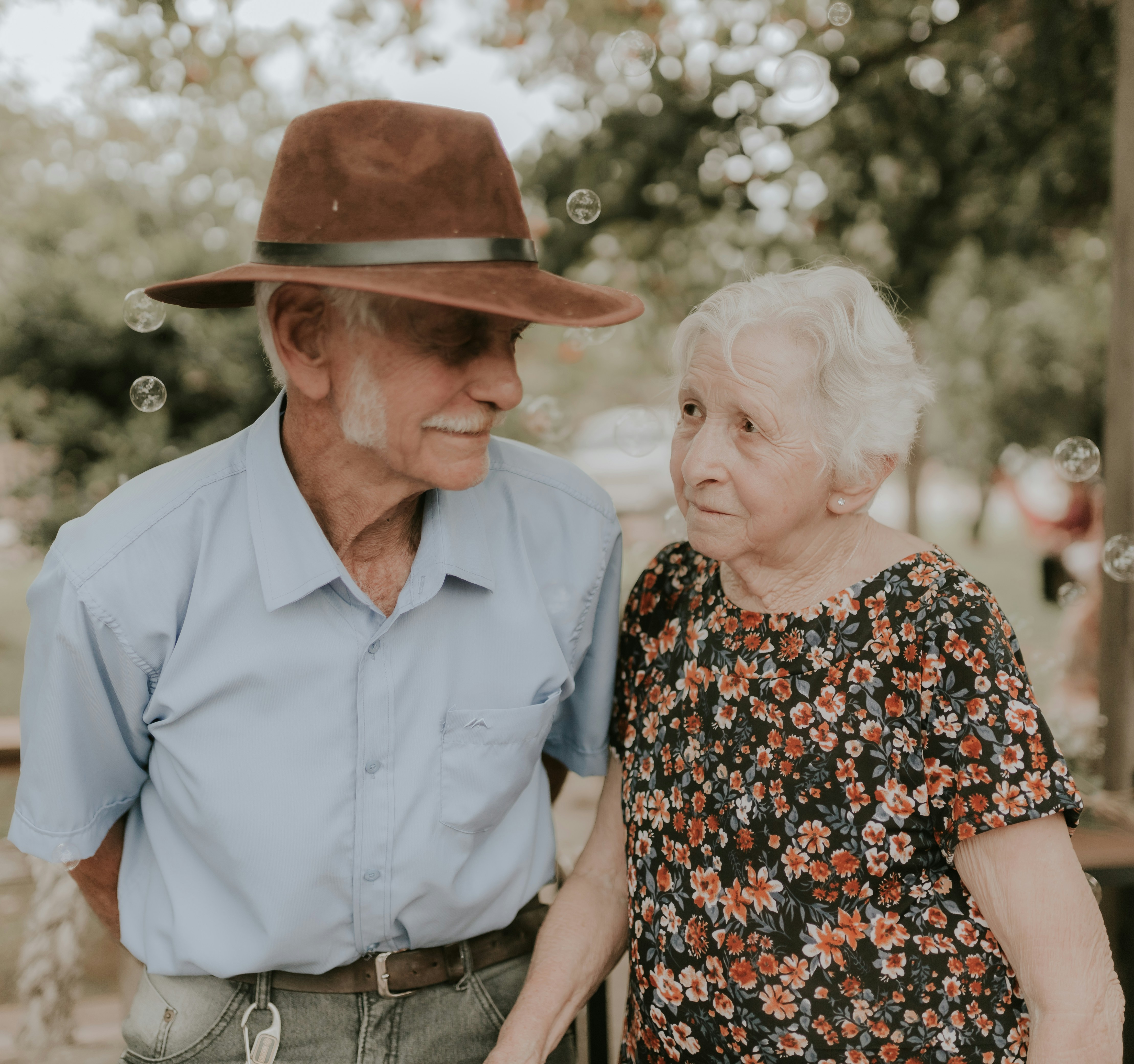 alexander-mass-fYqSsCeTMmU-unsplash