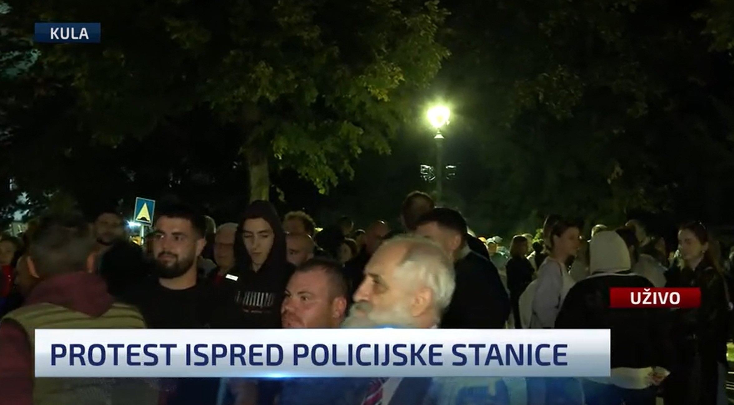 Protest u Kuli zbog hapšenja aktiviste koji je polomio štand SNS-a