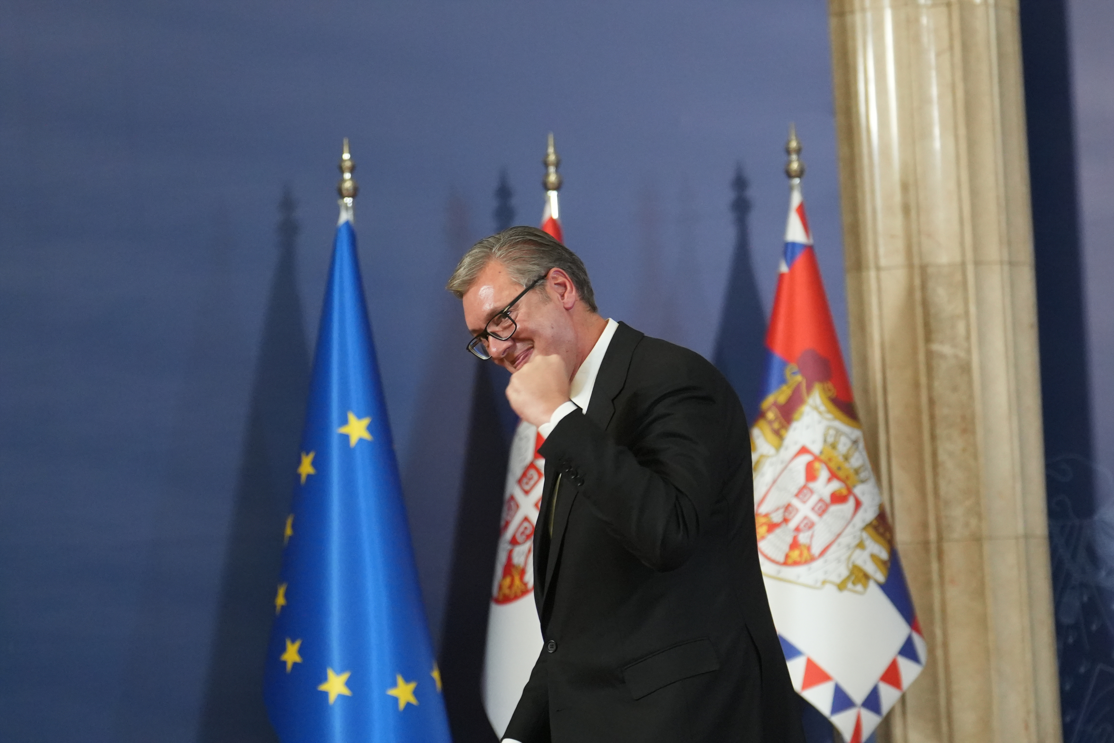 aleksandar vučić podnošenje ostavke