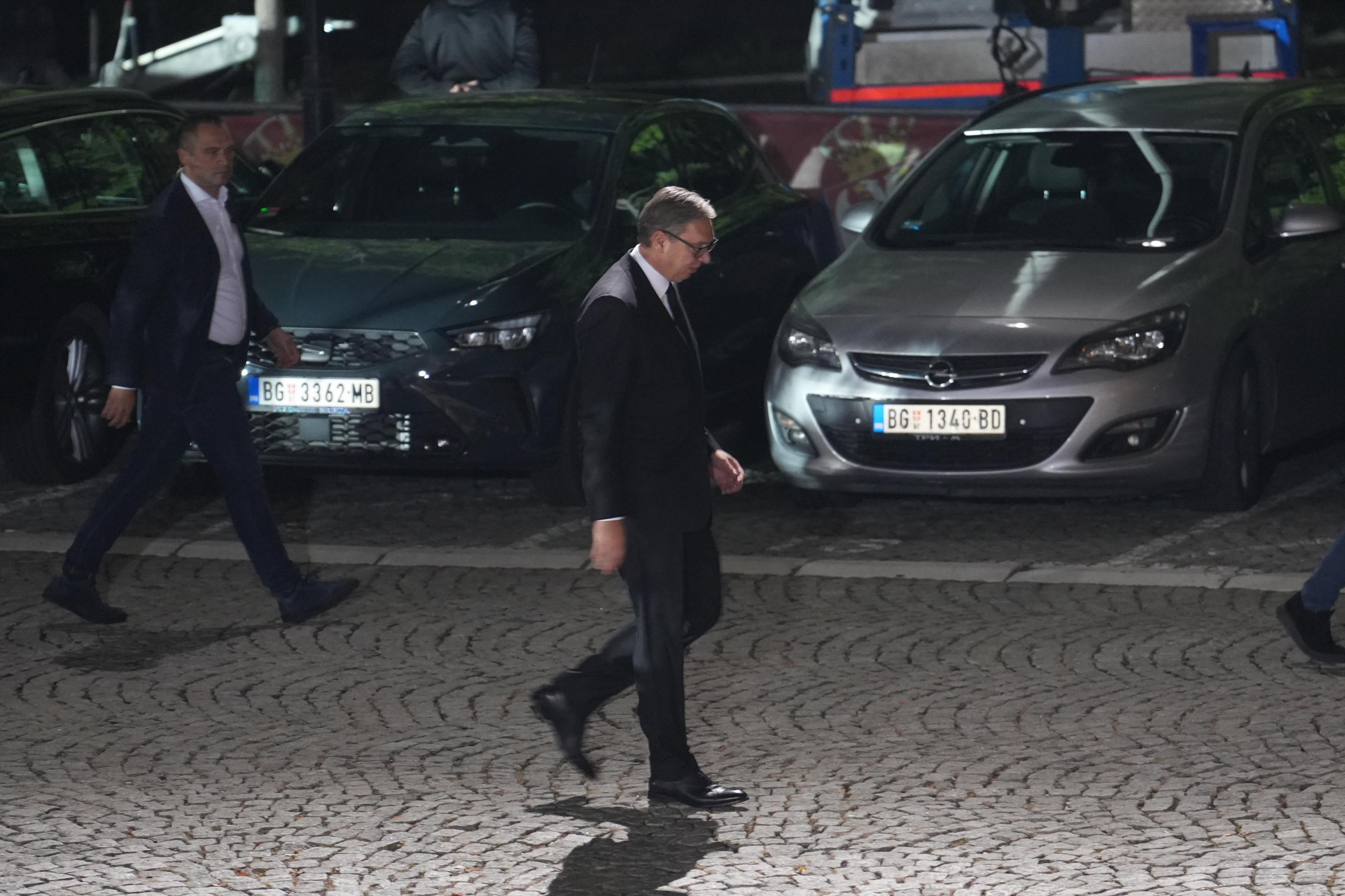 aleksandar vučić podnošenje ostavke