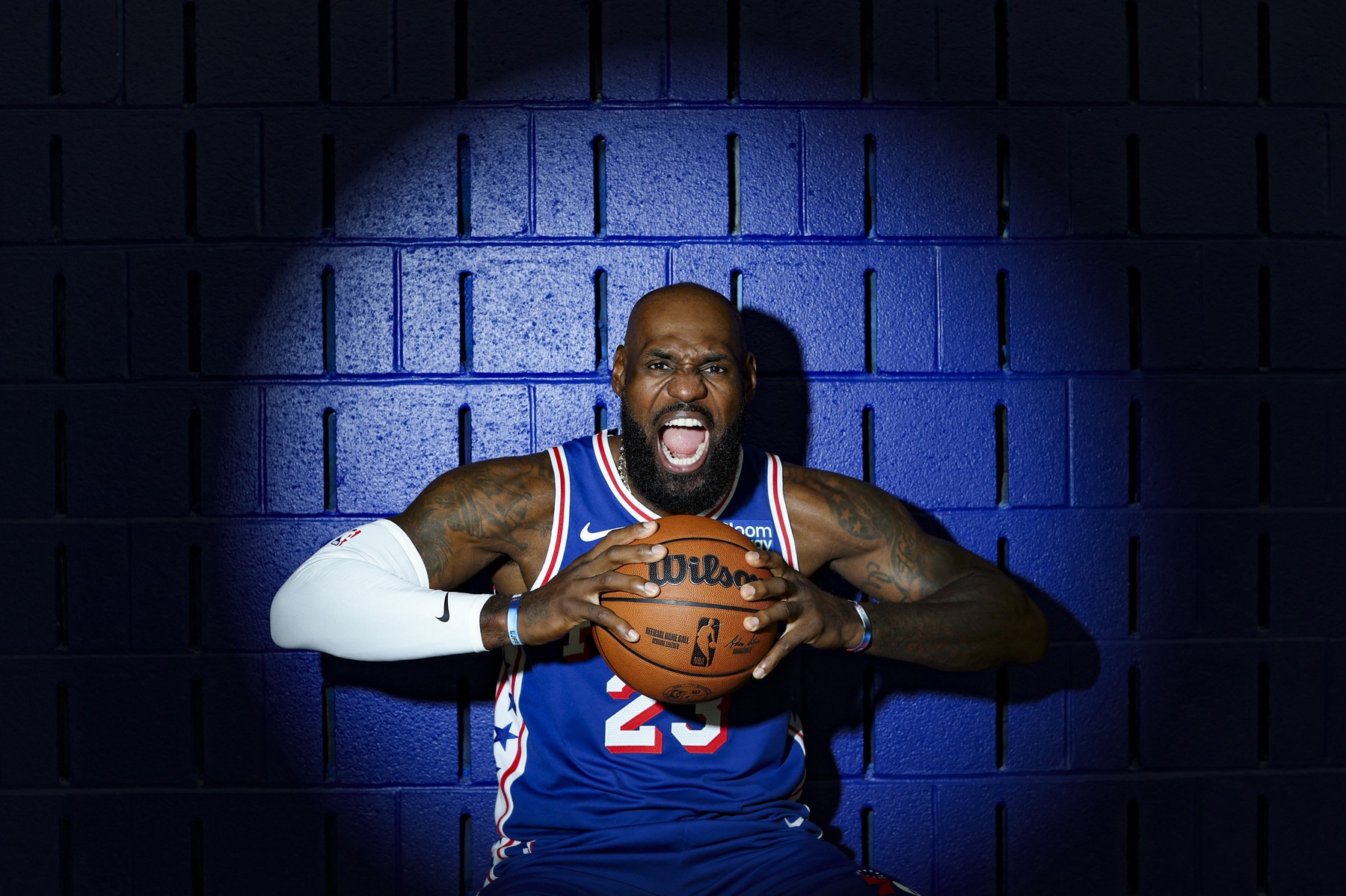 CAMDEN, NEW JERSEY - SEPTEMBER 28: LeBron James #23 of the P