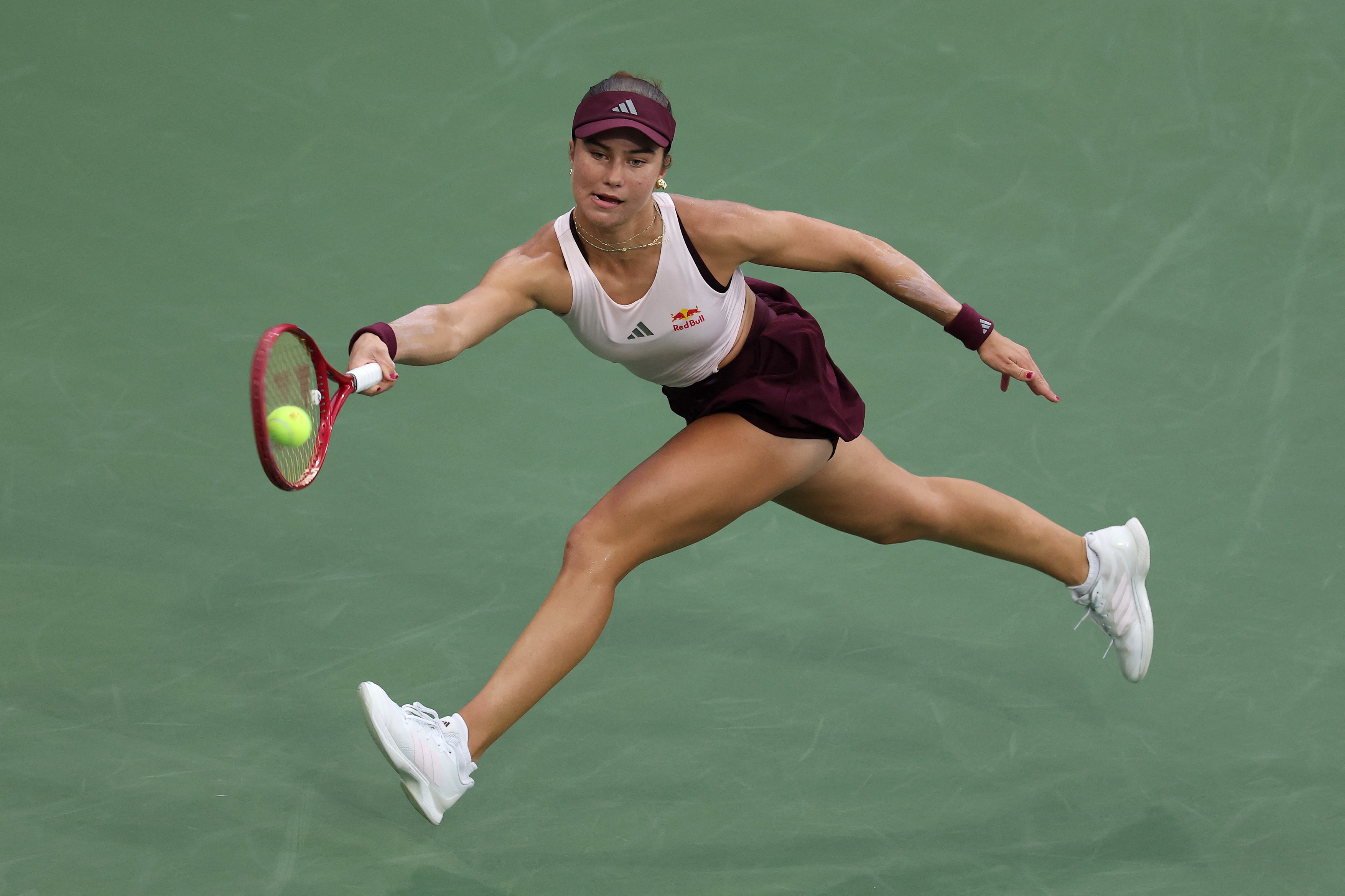 Iva Jovic of the United States returns a shot against Magdalena Frech of Poland during their Women's Singles Second Round match on Day Four of the 2026 US Open