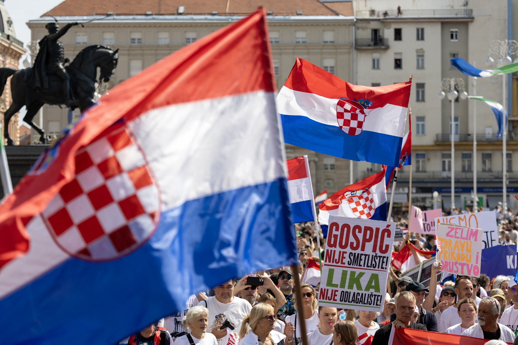 Zagreb protest "Hodaj za Liku, hodaj za Hrvatsku" profimedia-1131016215.jpg