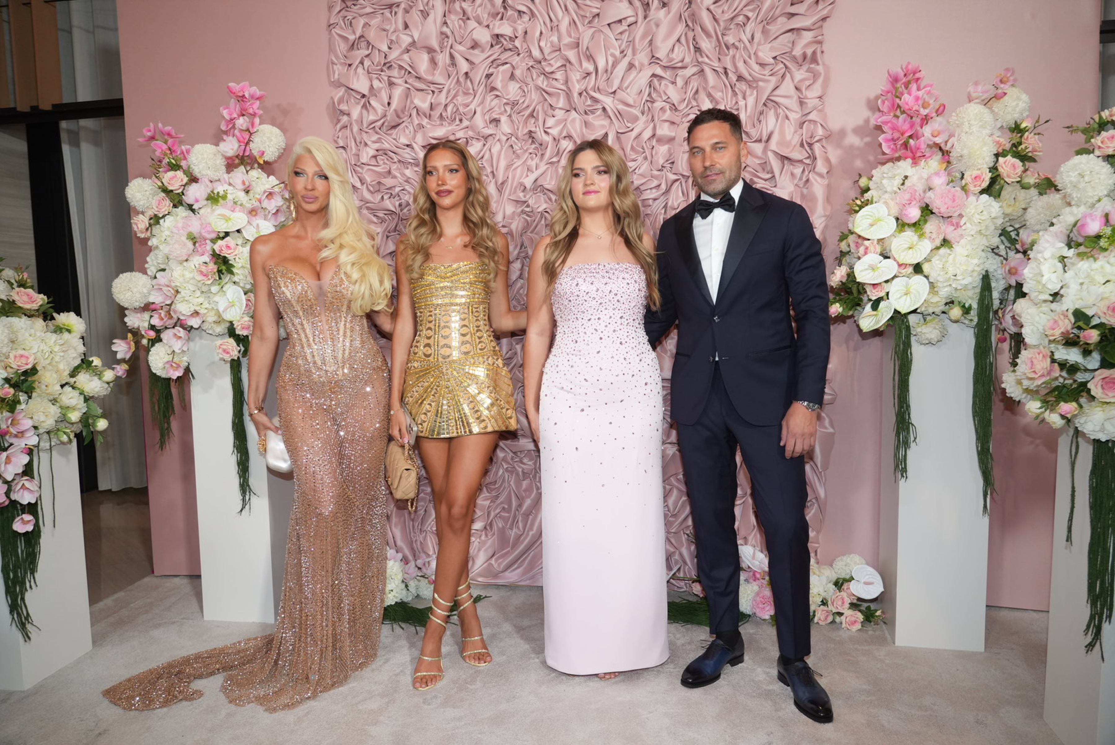 Jelena Karleusa i Dusko Tosic su u hotelu Hilton organizovali slavlje za punoletsvo starije cerke Atine i proslavu 17. rodjendana mladje cerke Nike. Photo: Antonio Ahel/ATAImages