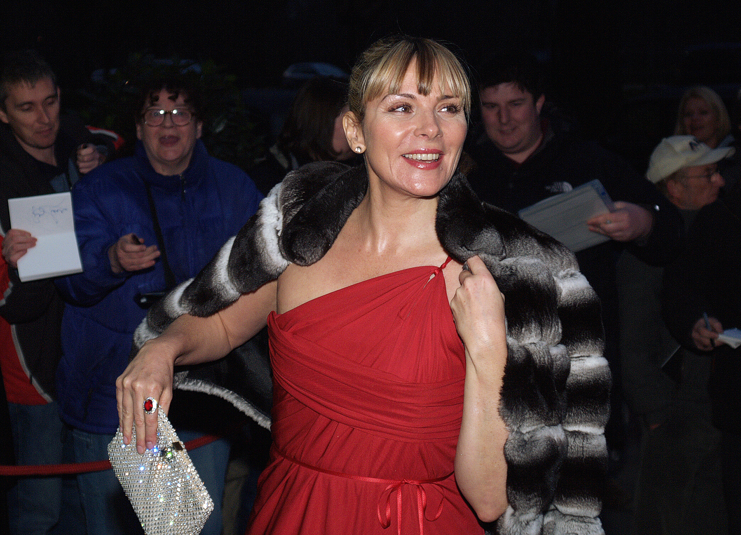 „Draga, podsećaš me na Merilin Monro – ne izgledom, već nedostatkom talenta“: Kako je Kim Katral umalo odustala od glume, a onda postala kultna Samanta