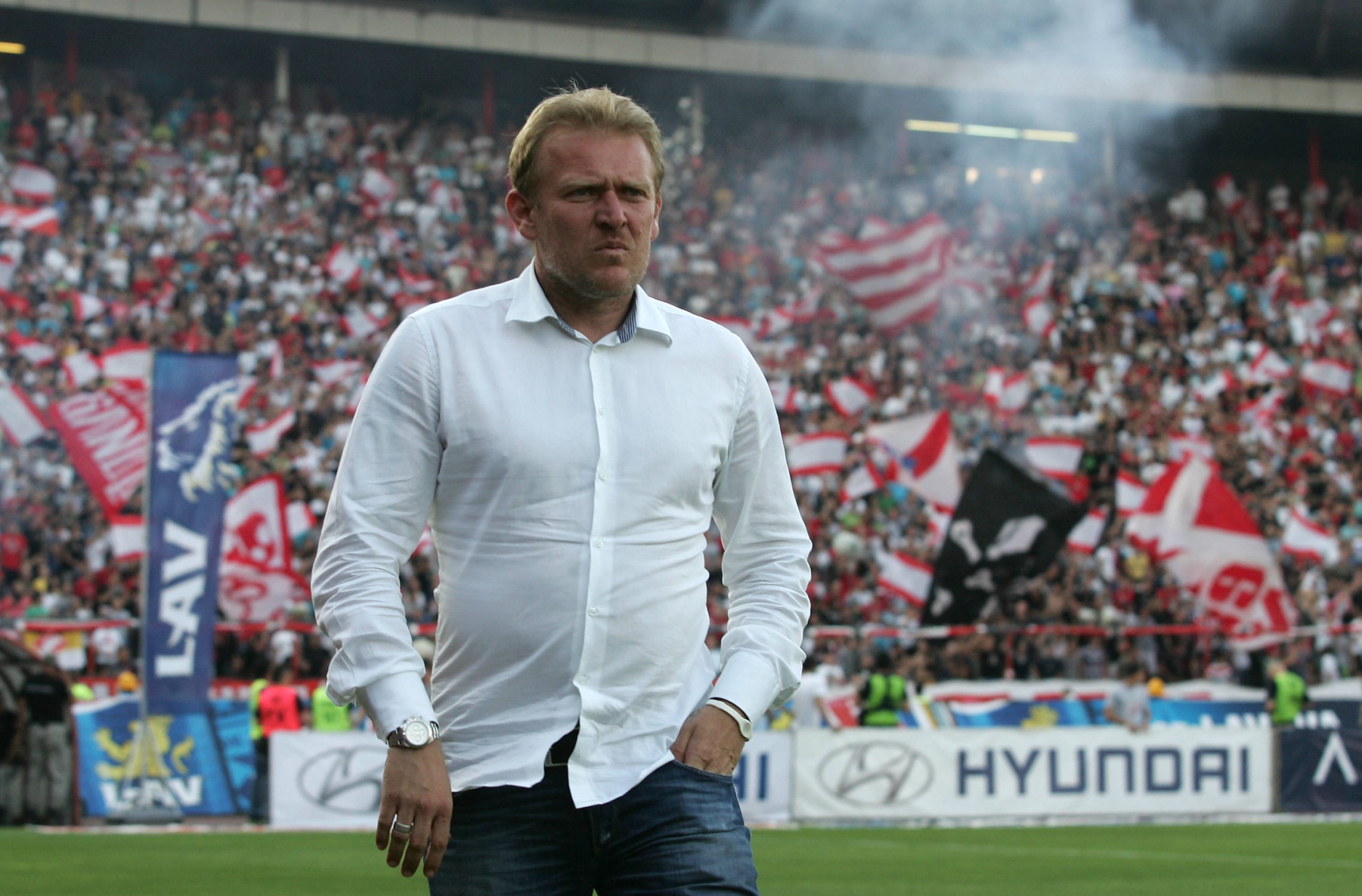 Prosinečki posle fijaska sa Crnom Gorom pronašao neočekivan posao, preuzeće 104. reprezentaciju sveta