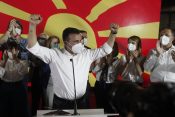 Zoran Zaev slavi pobedu na izborima u Severnoj Makedoniji
