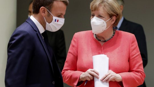 Emanuel Makron i Angela Merkel u Briselu nakon postizanja sporazuma