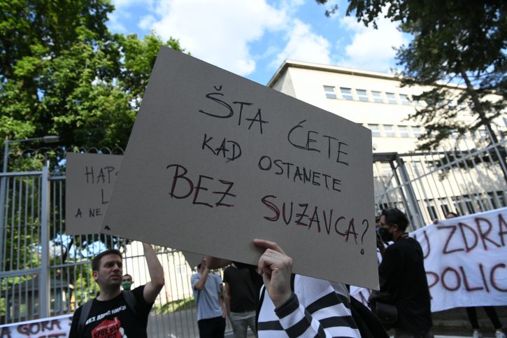 Protest ispred Centralnog zatvora zbog hapsenja