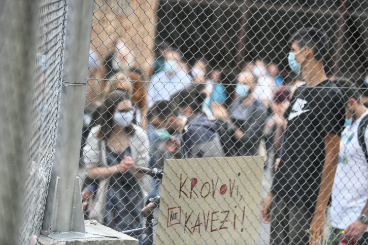 Protest ispred Centralnog zatvora zbog hapsenja