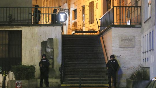 Policija ispred sinagoge u Beču
