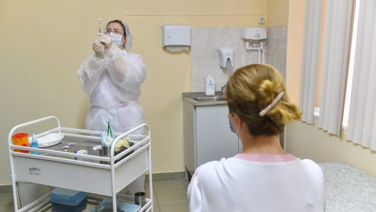 Vakcinacija protiv koronavirusa u Rusiji