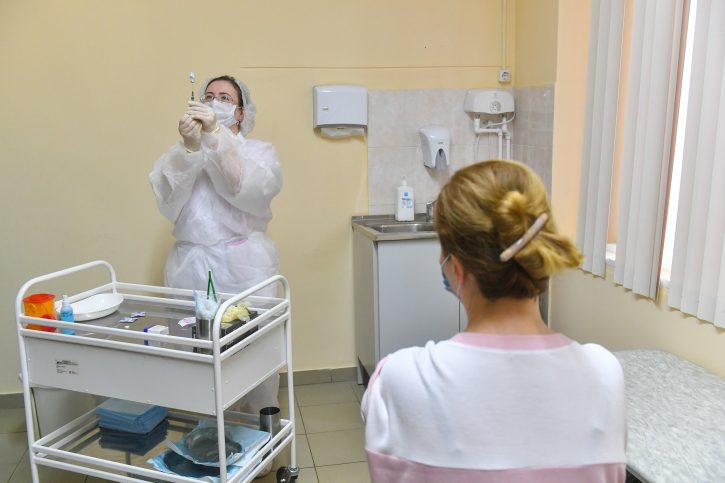 Vakcinacija protiv koronavirusa u Rusiji