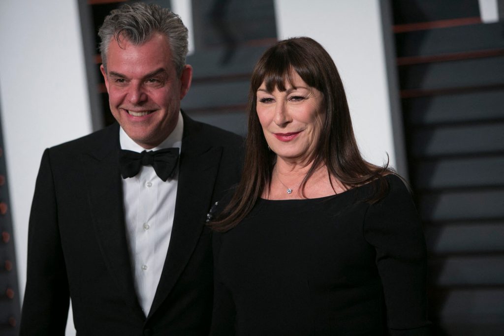 Deni Hjusotn, Anđelika Hjuston, Andjelika Hjuston