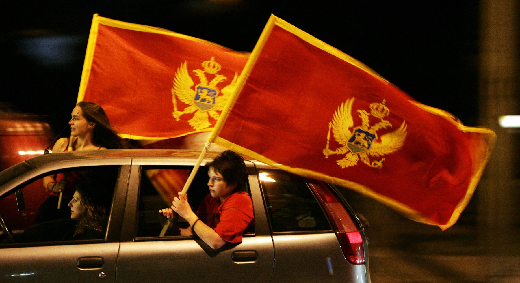 Crna Gora, zastave, zastava