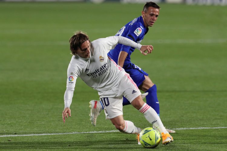 Luka Modrić Nemanja Maksimović FK Real Madrid Hetafe