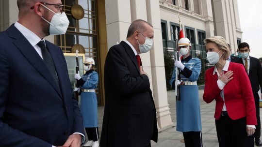 Sarl Misel, Redzep Tajip Erdogan i Ursula fon der Lejen