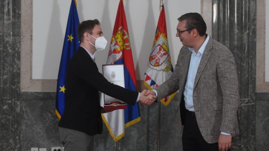 Stefan Milenković i Aleksandar Vučić orden