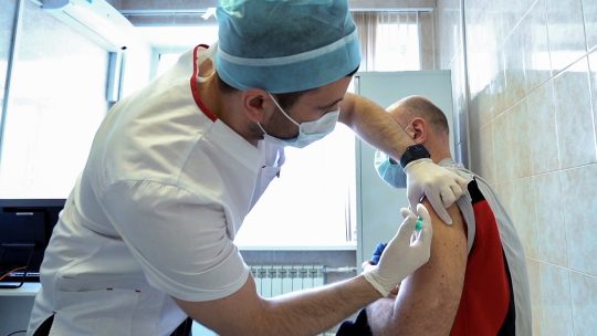 ruska vakcina sputnjik lajt