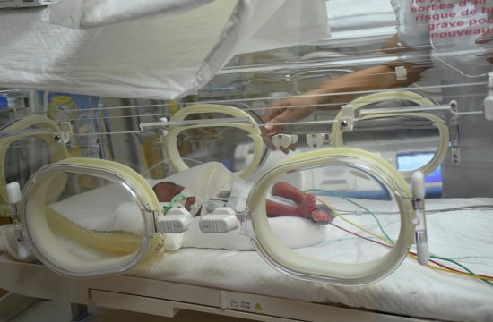 Porodiliste beba inkubator