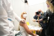 Jelena Karleuša, vakcinacija Ušće šoping centar