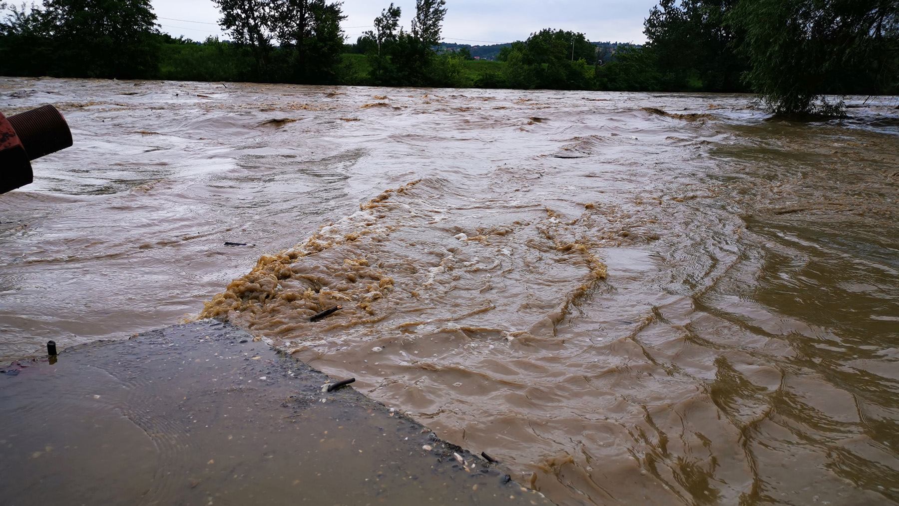 Cacak poplave