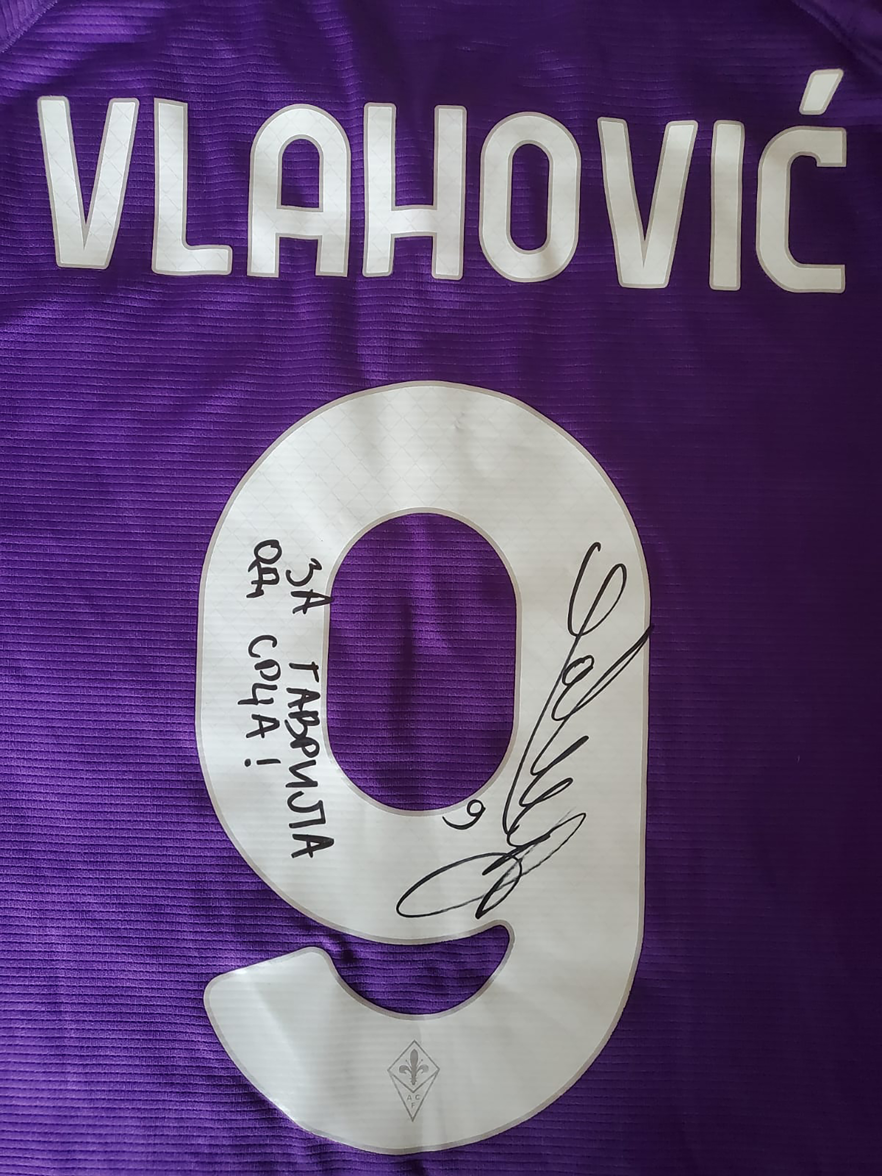 Dušan Vlahović dres