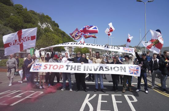 Engleska, protest