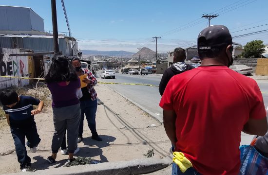 Policija u Tihuani na mestu gde je bačena ljudska glava