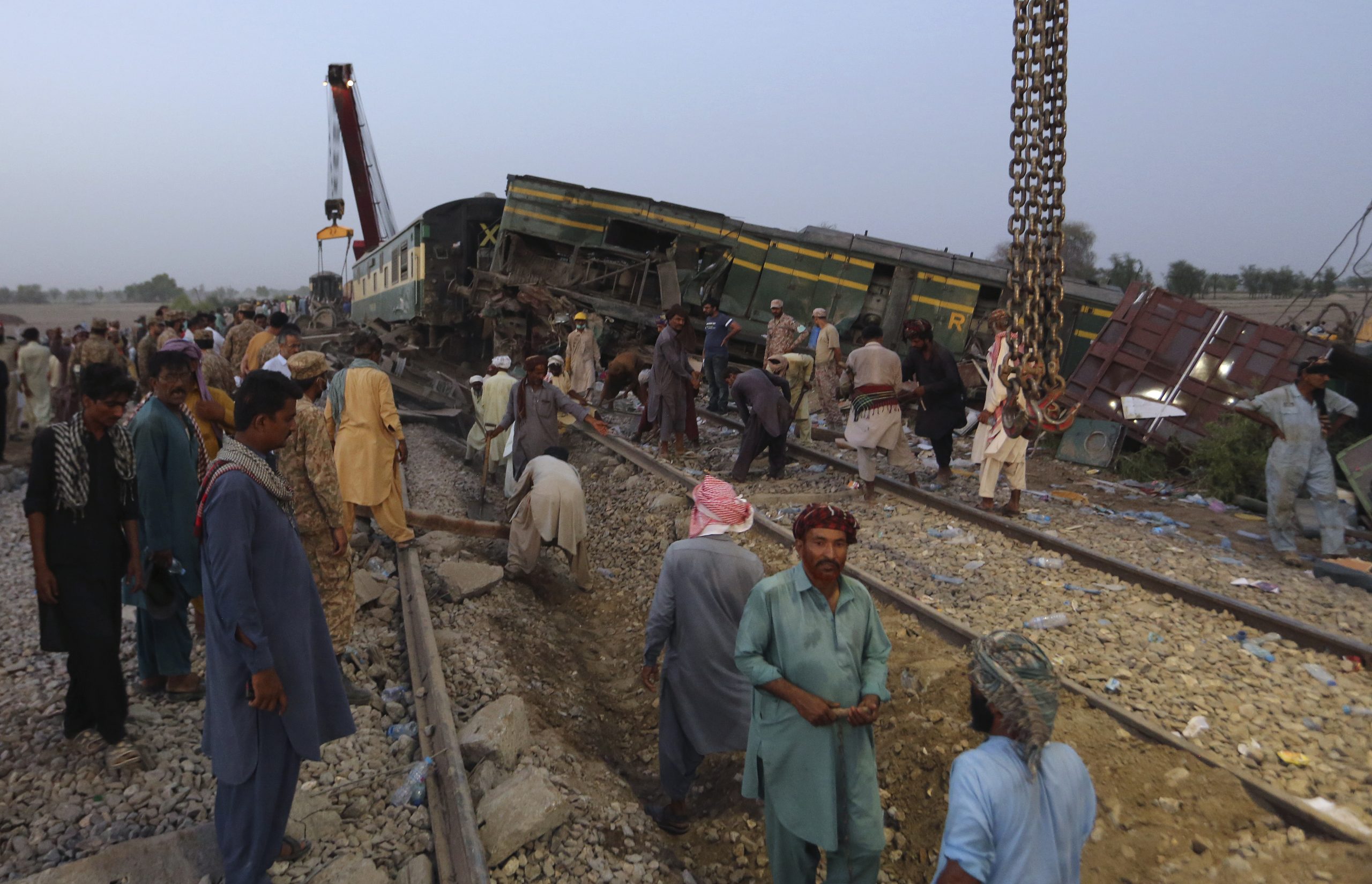 Pakistan, voz, nesreća
