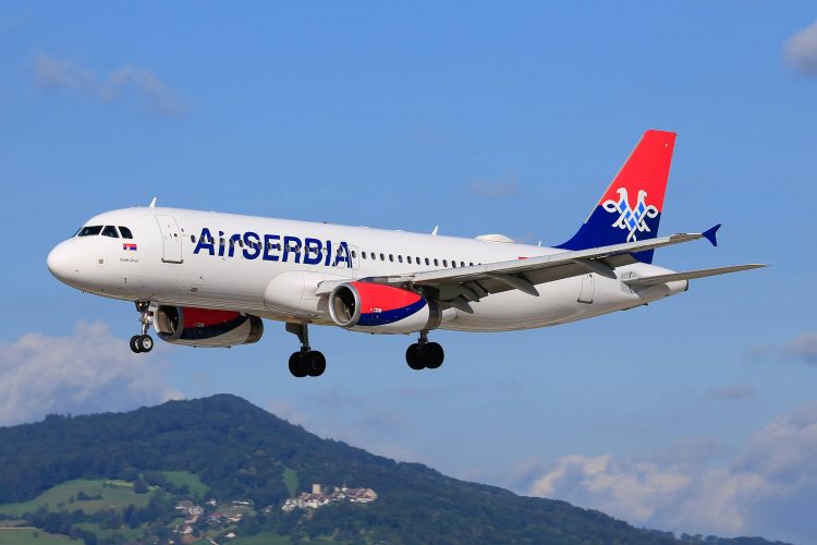 Avion Er Srbija AirSerbia