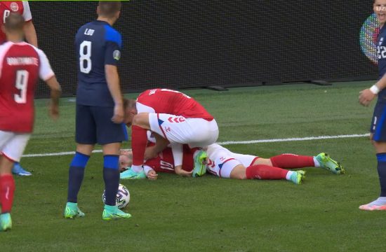 Eriksen kolabirao Danska Finska