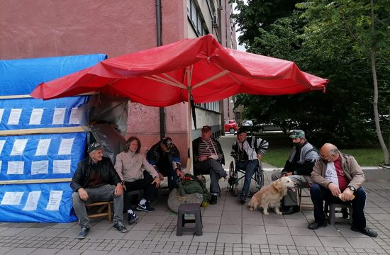Valjevo Radikalni strajk gladju boraca i invalida