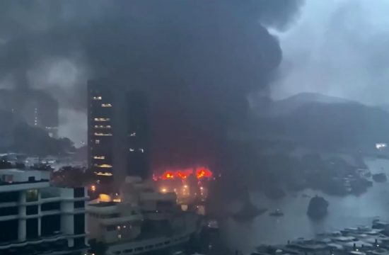 Požar Hongkong luka, marina