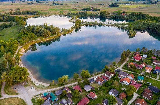 Jezero Čingi Lingi, kod Molva, Hrvatska