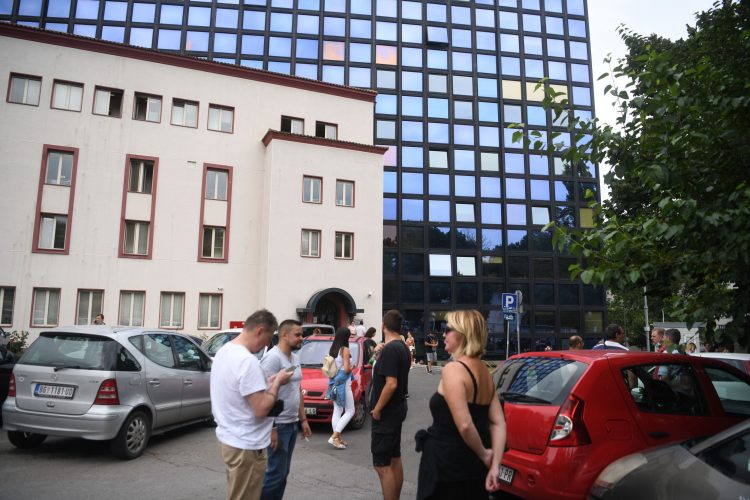 Zgrada Radio televizije Srbije RTS, evakuisana zgrada dojava o bombi