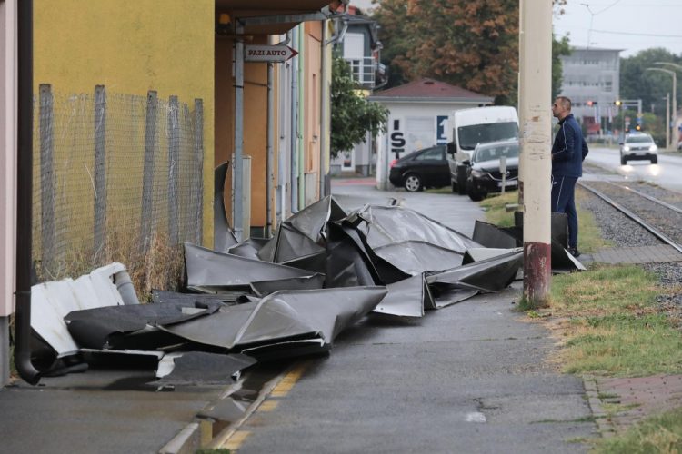 Osijek, nevreme, limeni krov