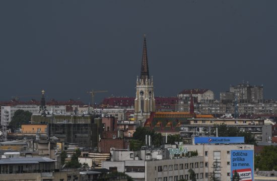 Novi Sad, Nevreme, kiša, oluja, crno nebo, letnja kiša, letnji pljusak