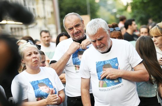 Karaburma protest decak Stefan