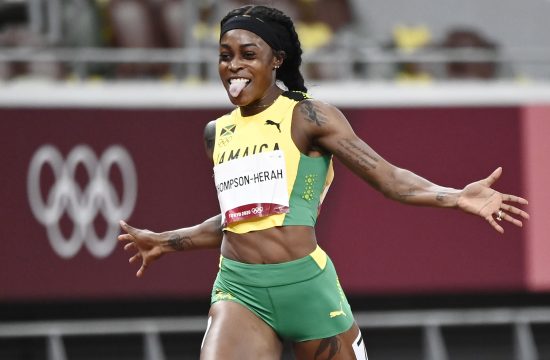 Atletičarka sa Jamajke uzima zlato na 100 i 200 metara u Tokiju
