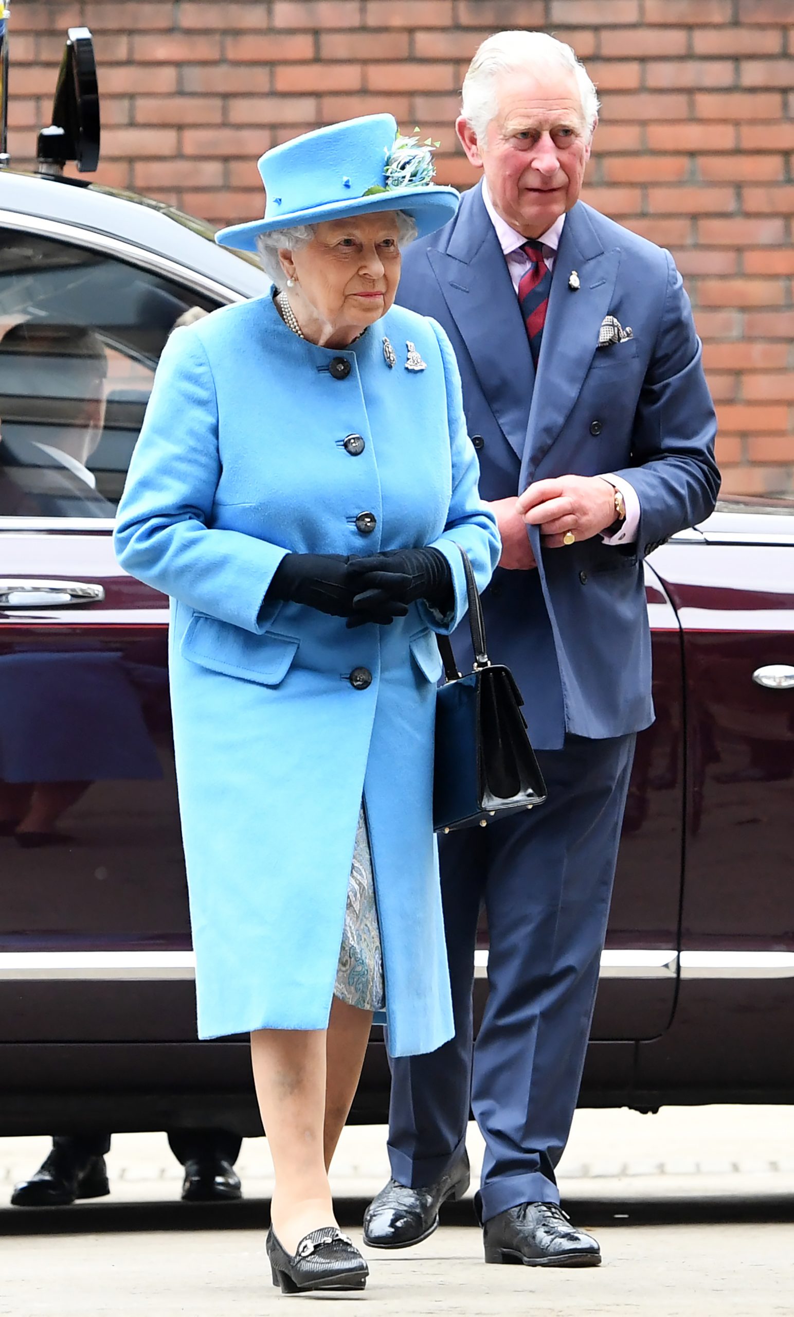 Kraljica Elizabeta i princ Carls
