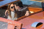 Ben Aflek i Dženifer Lopez Ben Affleck Jennifer Lopez Venecija Venice