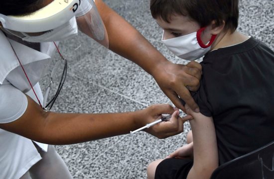 Vakcinacija dece na Kubi