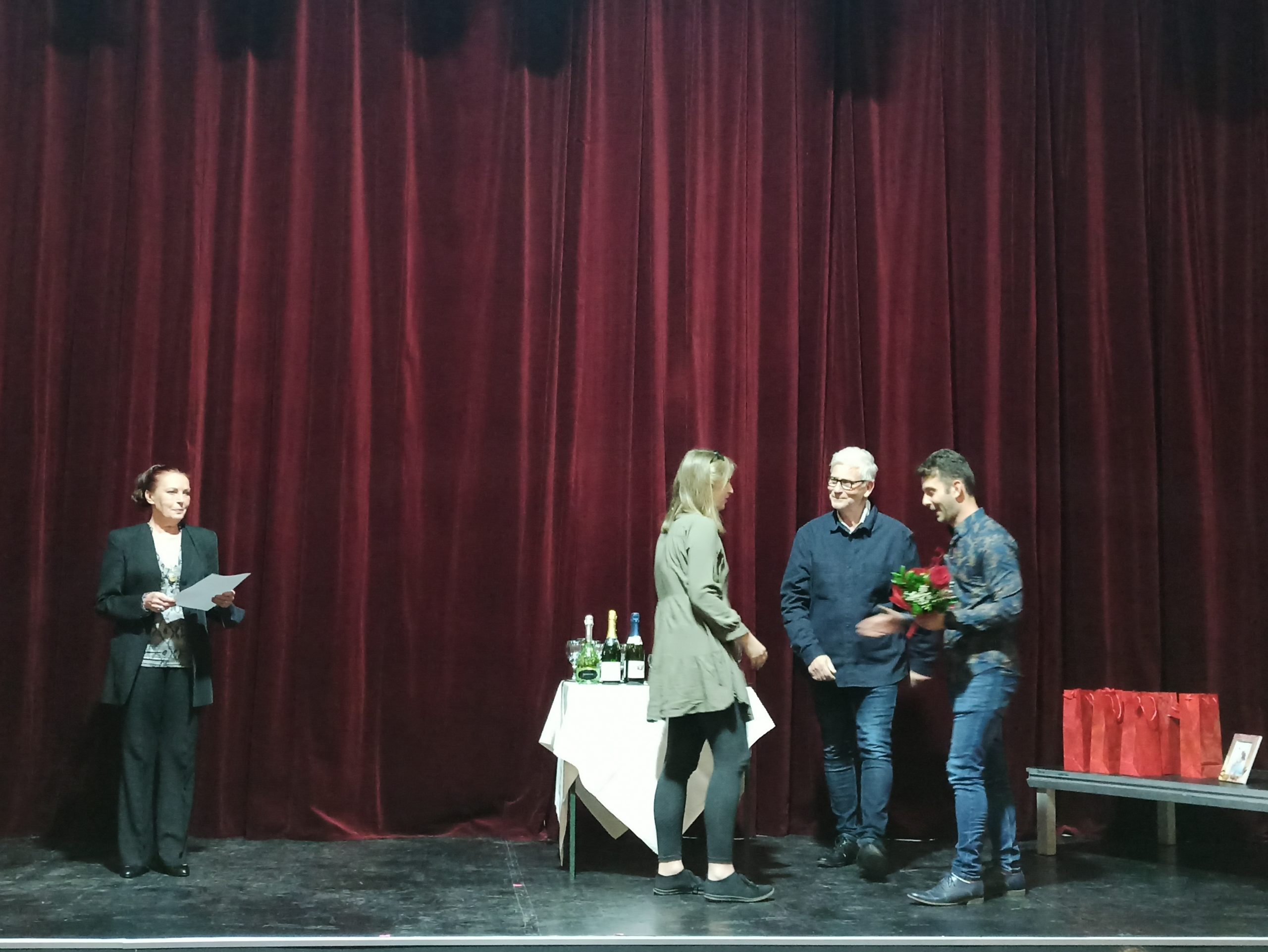 Dramsko takmičenje i dodela nagrada u Novosadskom pozorištu, Novosadsko pozorište, Dan mađarske, madjarske drame, Dramsko takmičenje vojovđanskih, vojvodjanskih mađarskih, madjarskih pisaca